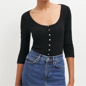 Reformation Cashmere fitted sweater